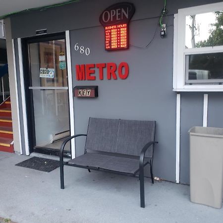 Metro Inn Victoria Exteriér fotografie